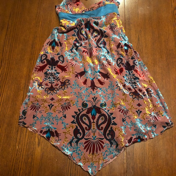 max and Cleo deep V dress w/ velvet detail - Picture 4 of 8